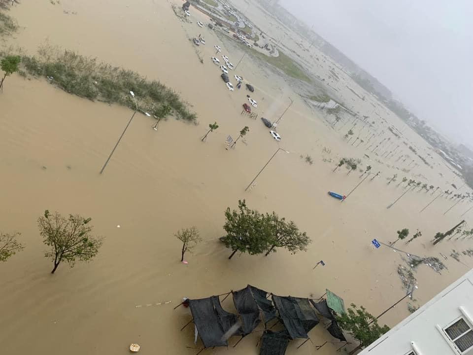 Tình trạng ngập lụt nghiêm trọng tại miền Trung hiện tại