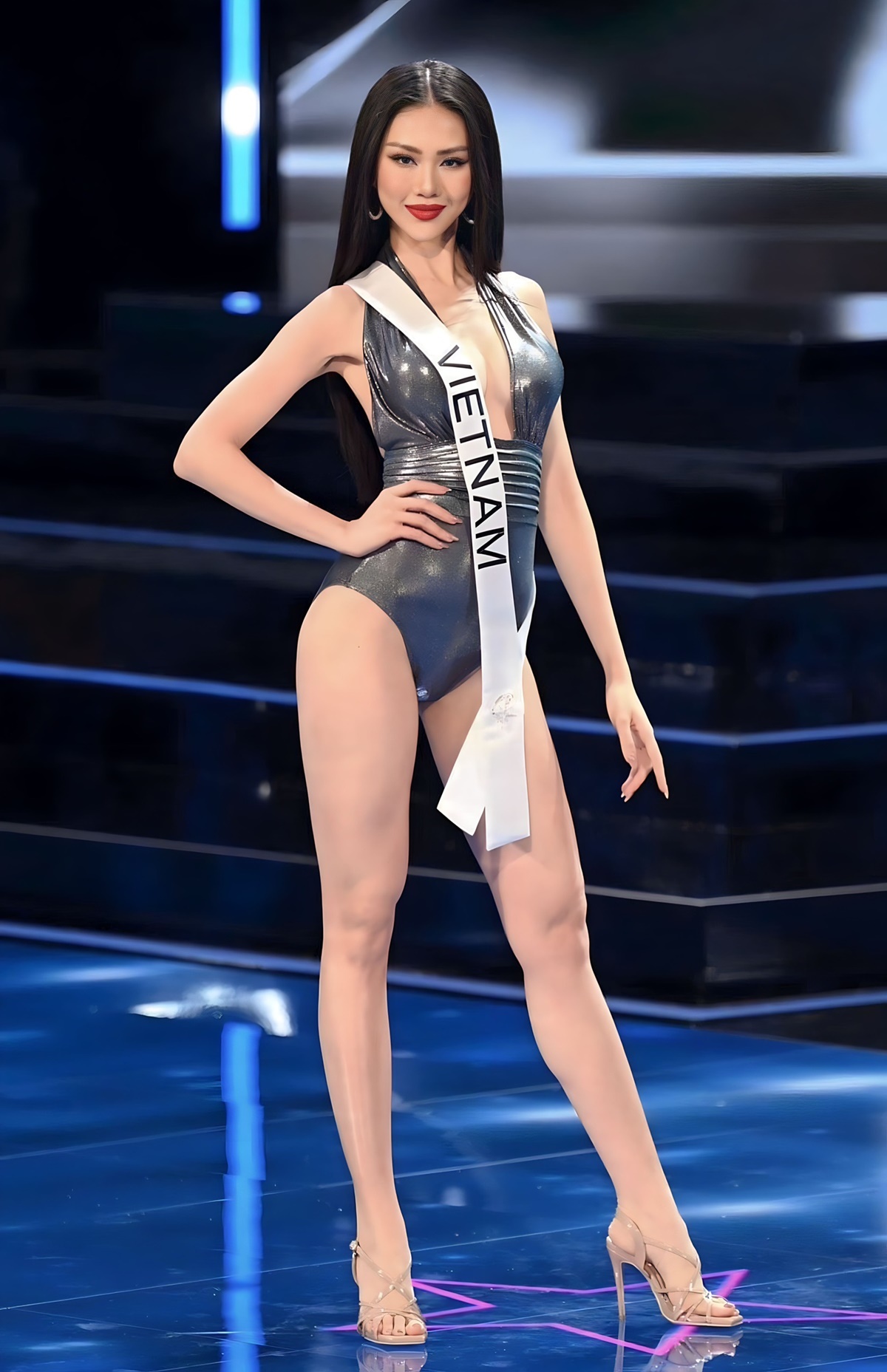 Bùi Quỳnh Hoa trình diễn bikini tại bán kết Miss Universe 2023, thần thái ra sao? - ảnh 2