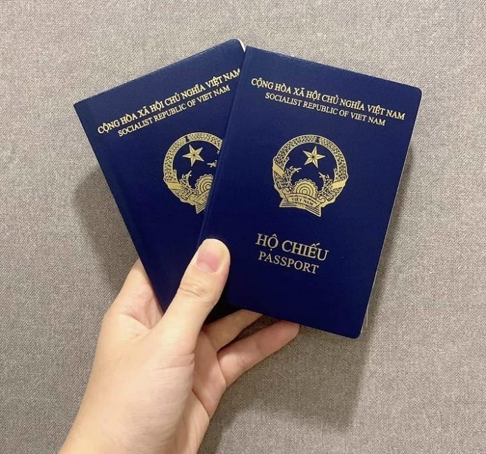 Hiện nay người dân có thể đổi hộ chiếu online và nhận hộ chiếu ngay tại nhà (ảnh minh họa)