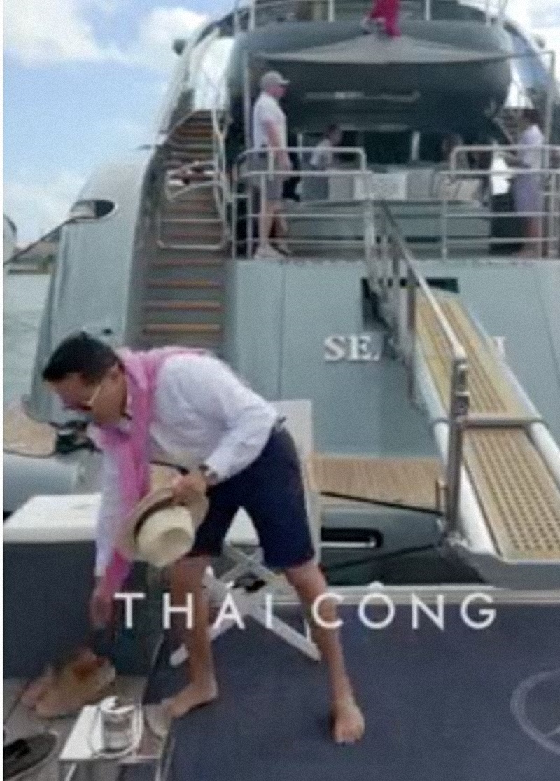 Thái Công gây tranh cãi khi khẳng định sẽ bỏ về nếu bị bắt cởi giày khi vào nhà người khác.