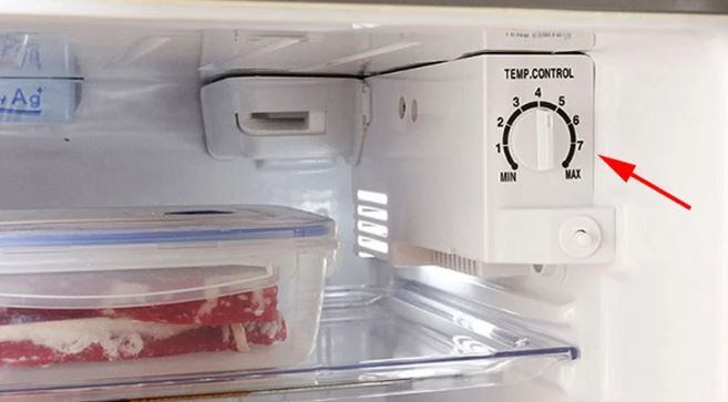 Tủ lạnh có 1 nút nhỏ giúp tiết kiệm cả triệu tiền điện mà ít ai biết