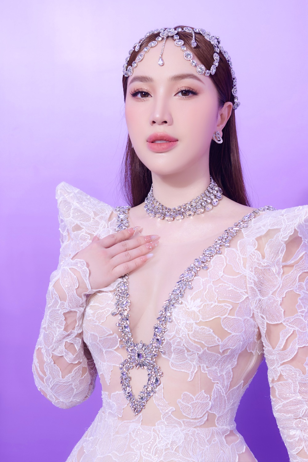 Chị Đẹp Thu Phương tái xuất, đọ sắc cùng Bảo Thy và 'hot mom' Lý Thùy Chang - ảnh 4