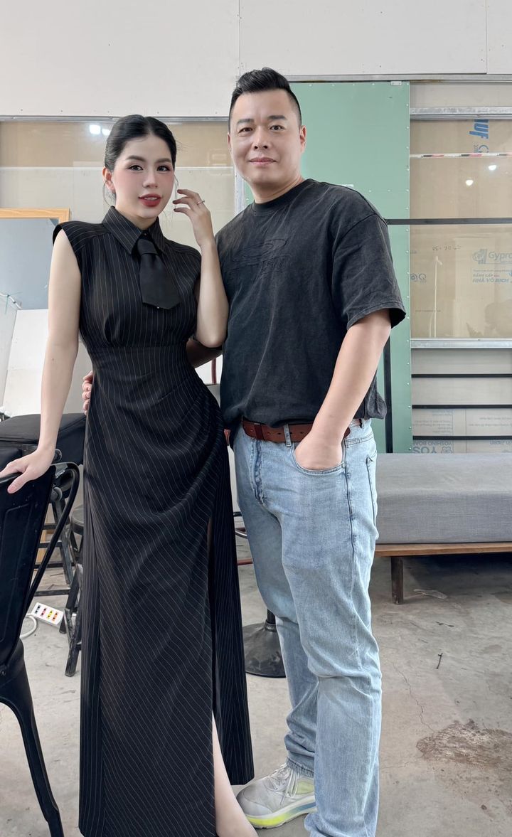 Hằng Du Mục bị chồng 'tương tác', Quang Linh Vlog ẩn ý 'Về nhà thôi' khiến netizen mong sớm ngày hội ngộ - ảnh 1