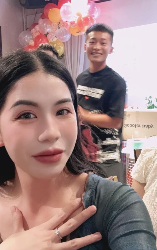 Hằng Du Mục bị chồng 'tương tác', Quang Linh Vlog ẩn ý 'Về nhà thôi' khiến netizen mong sớm ngày hội ngộ - ảnh 3