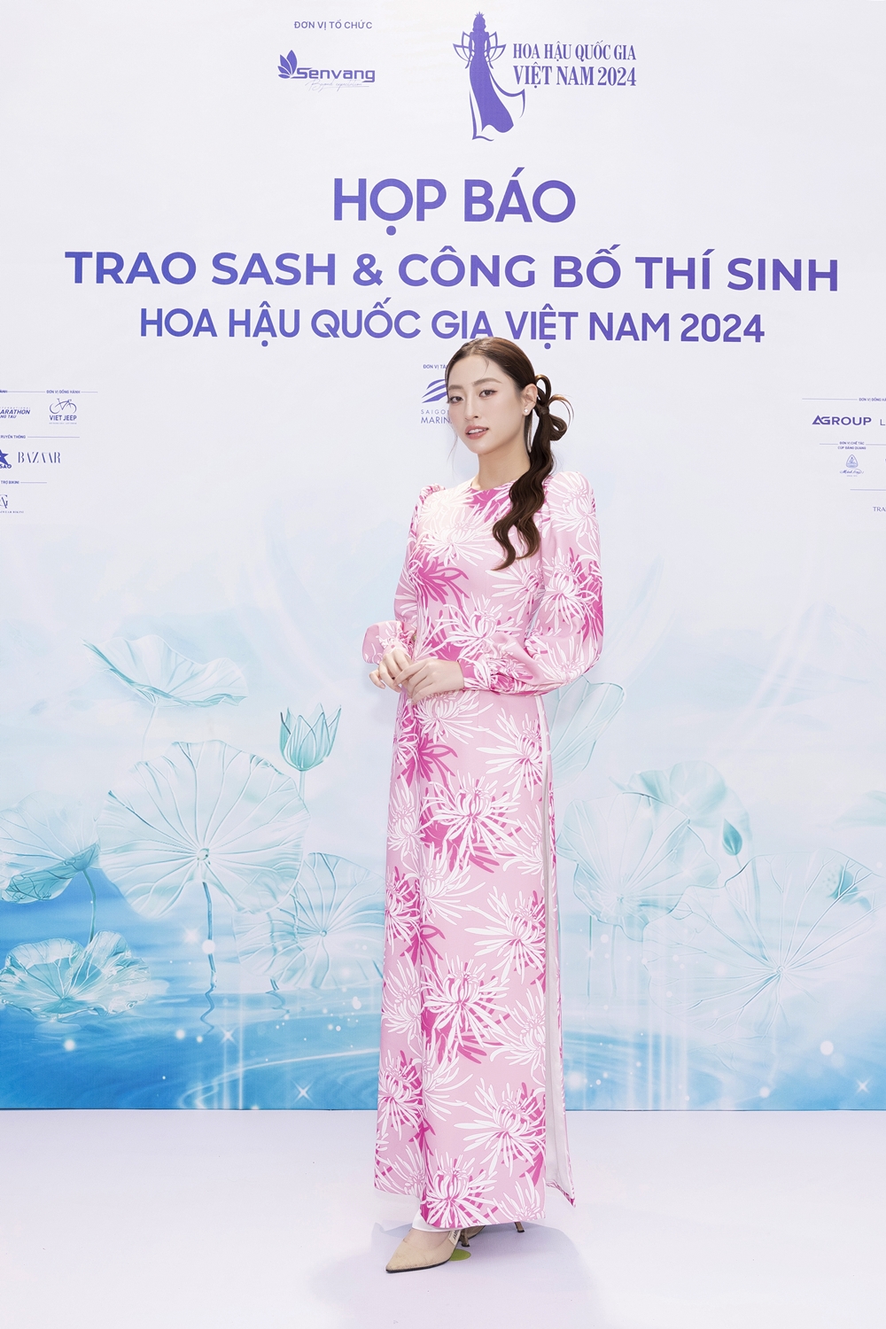 Đoàn Thiên Ân, Lương Linh và dàn hậu khoe sắc trên thảm đỏ trao sash Hoa Hậu Quốc Gia Việt Nam 2024 - ảnh 2