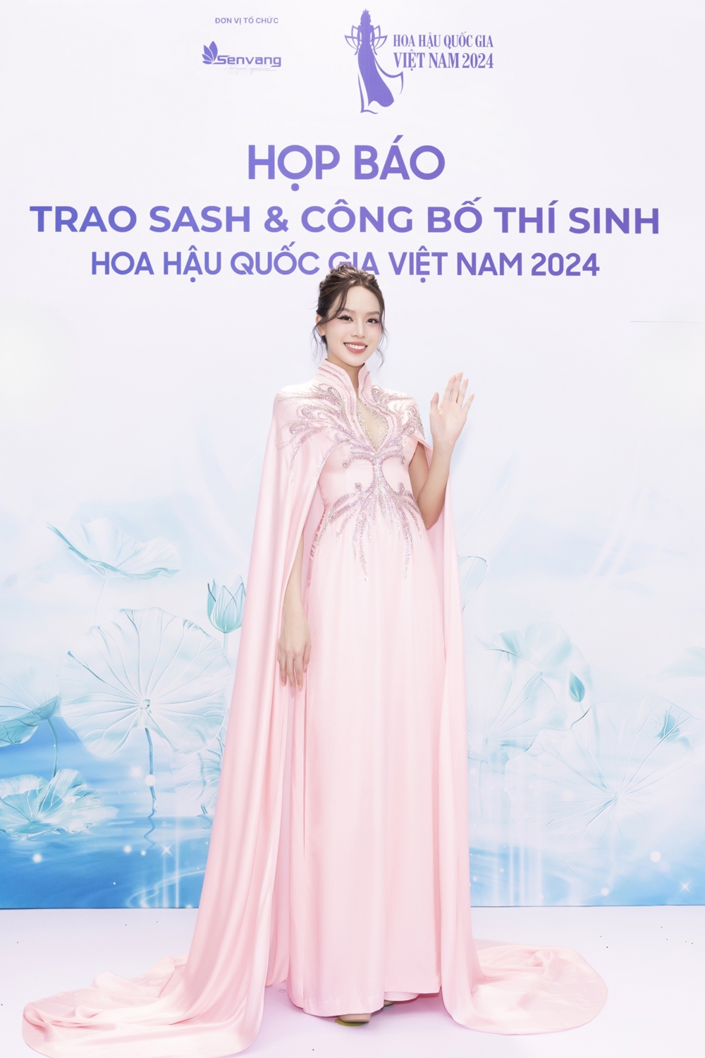 Đoàn Thiên Ân, Lương Linh và dàn hậu khoe sắc trên thảm đỏ trao sash Hoa Hậu Quốc Gia Việt Nam 2024 - ảnh 6