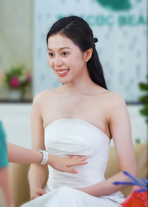Kiều Duy quyết định can thiệp thẩm mỹ vòng 1.
