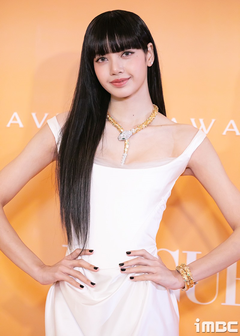 Lisa (BLACKPINK) vướng tin đồn bí mật kết hôn với con trai tỷ phú? - ảnh 3