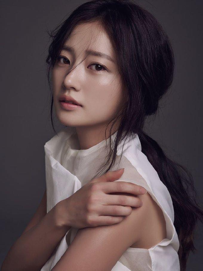 Song Ha Yoon được cho là đang chuẩn bị tái xuất.