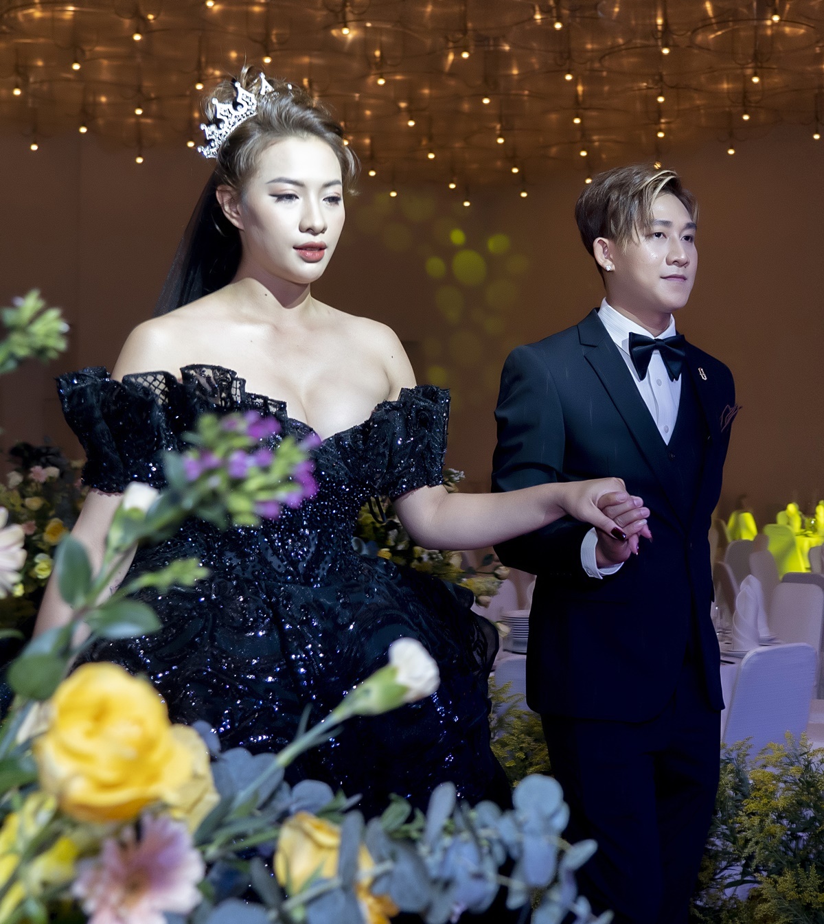 Hồ Gia Hùng và người mẫu Thúy An tổ chức hôn lễ vào hồi tháng 3 năm nay sau khoảng thời gian 7 năm hẹn hò