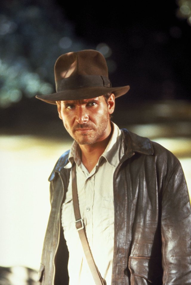 Harrison Ford trong phần Indiana Jones đầu tiên, ra mắt năm 1981