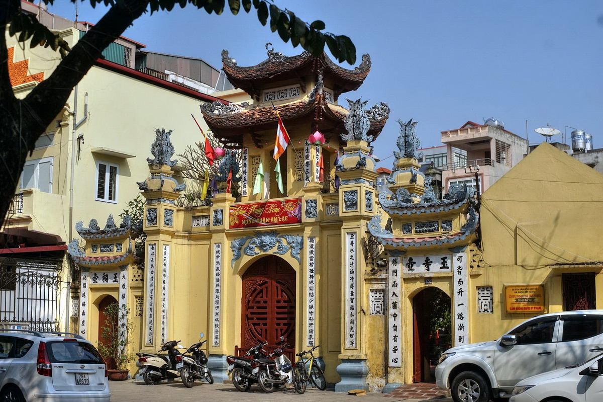 Chùa Ngọc Hồ vẫn được bảo toàn và lưu trữ những nét đẹp giá trị của lịch sử Việt Nam. (Ảnh: Internet)
