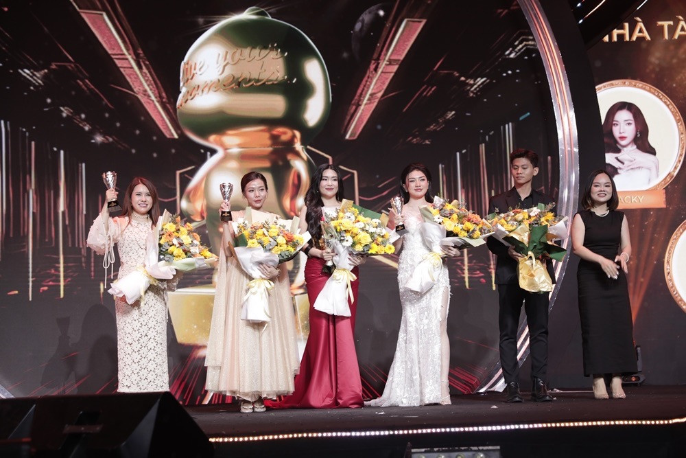 Hoa hậu Ngọc Châu - Dương Hoàng Yến lần đầu cùng làm giám khảo, phấn khích trước các tài năng trẻ - ảnh 4