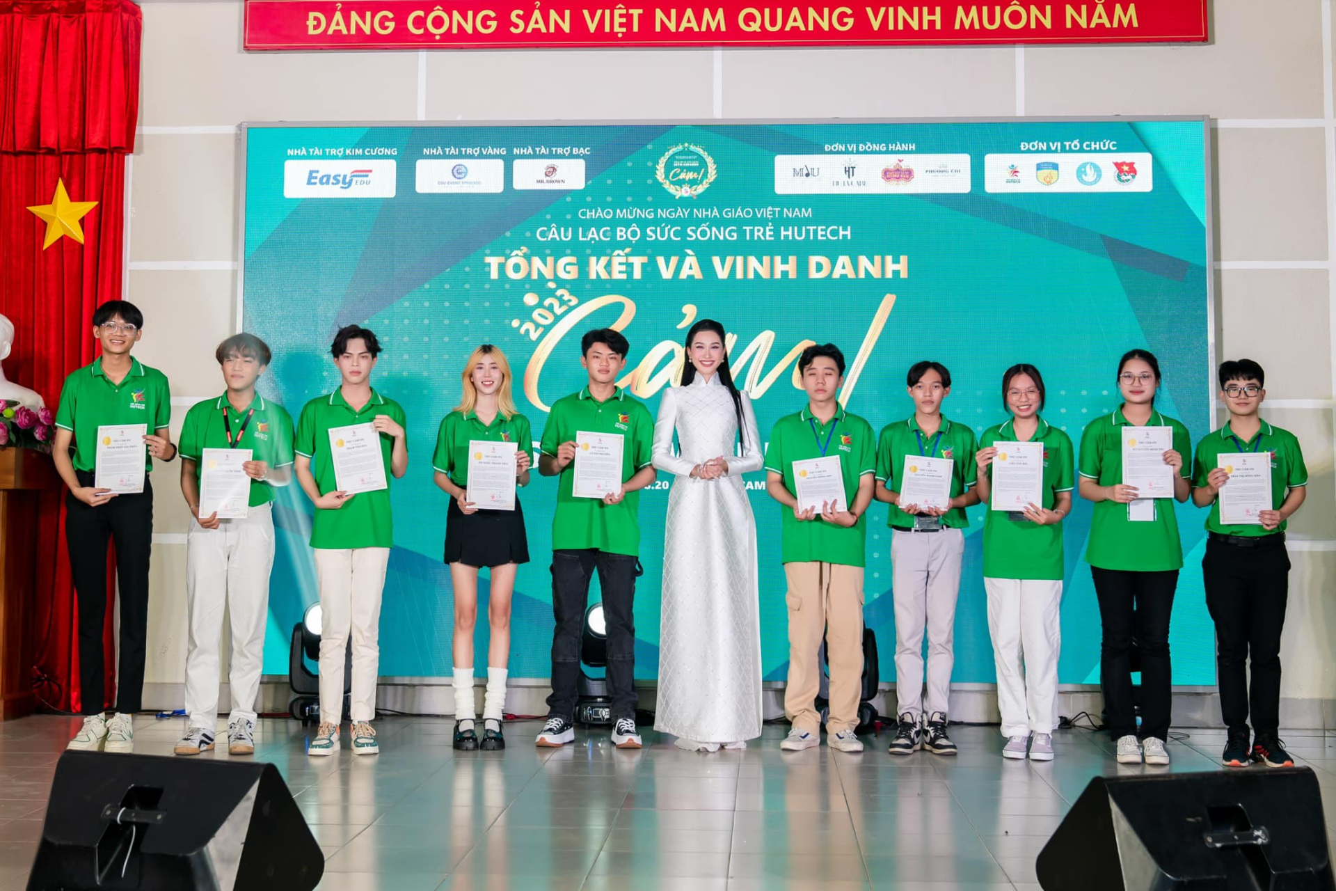 Top 5 MUVN 2023 Phạm Thư liên tục xuất hiện tại các sự kiện ủng hộ cộng đồng - ảnh 5