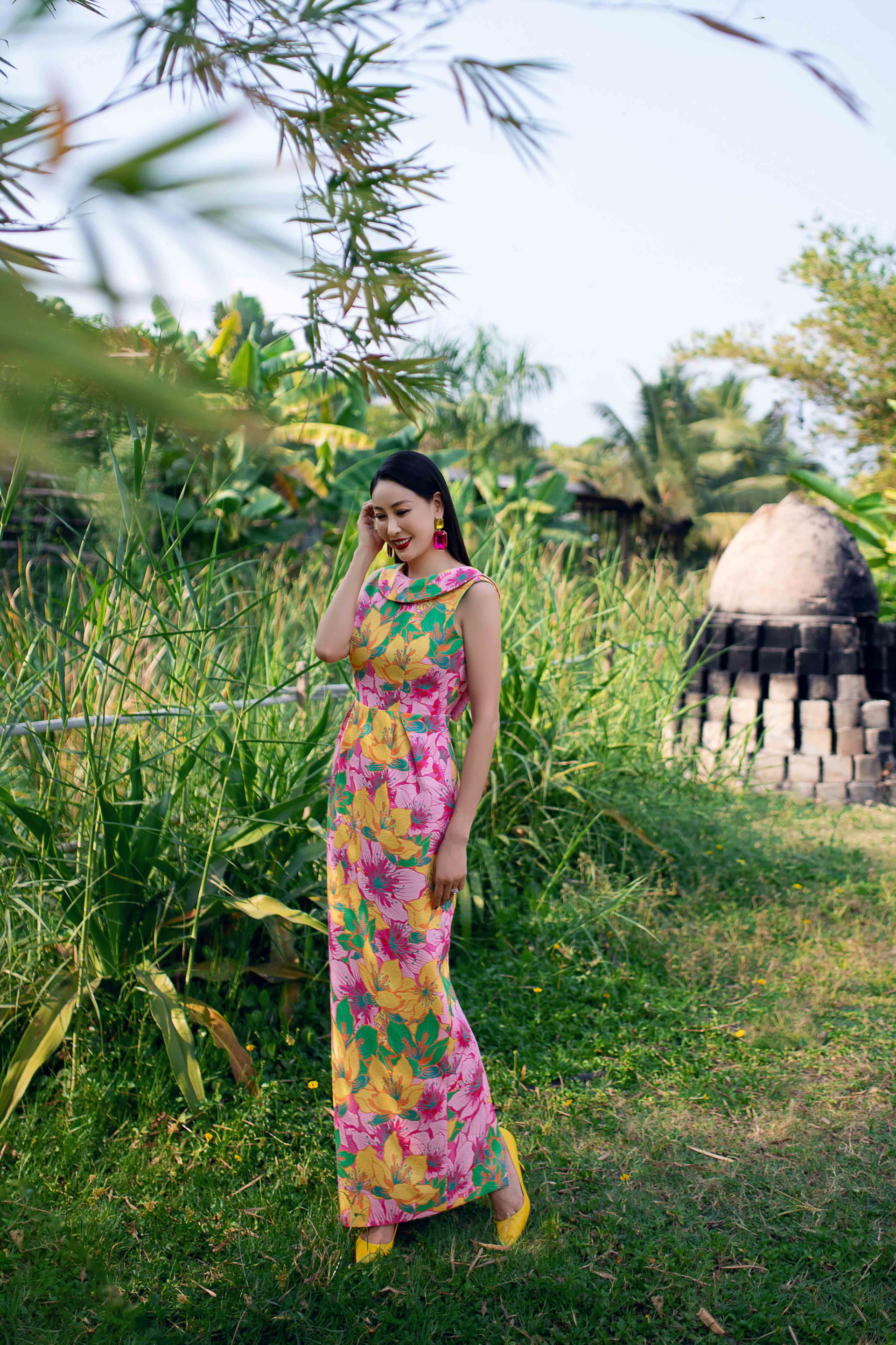 Hoa hậu Hà Kiều Anh khoe sắc trong 5 thiết kế cùng họa tiết Xuân hè - ảnh 6
