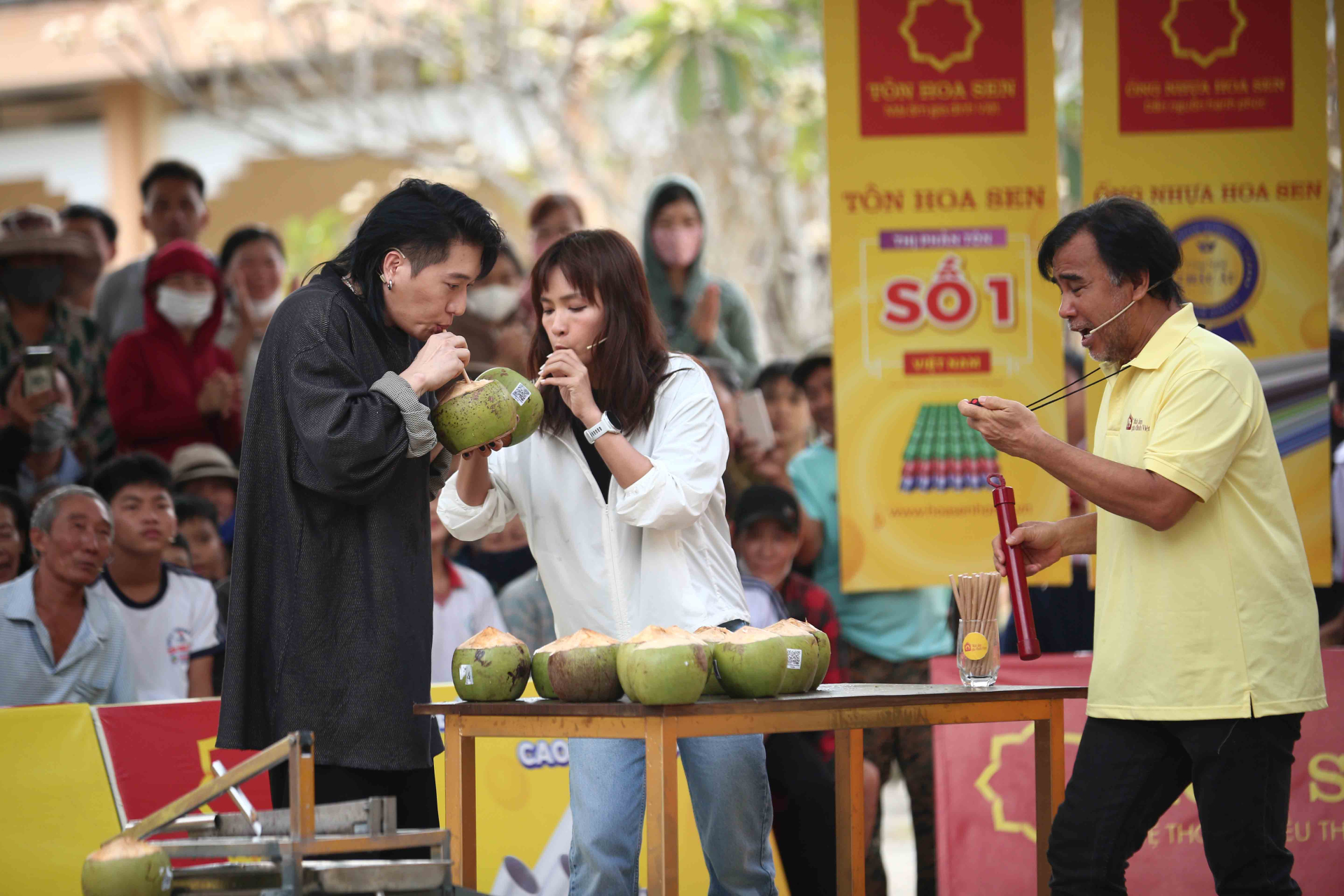 Ca sĩ Ái Phương và ca nhạc sĩ Châu Đăng Khoa góp sức mang về giải thưởng 90 triệu cho trẻ em mồ côi - ảnh 2