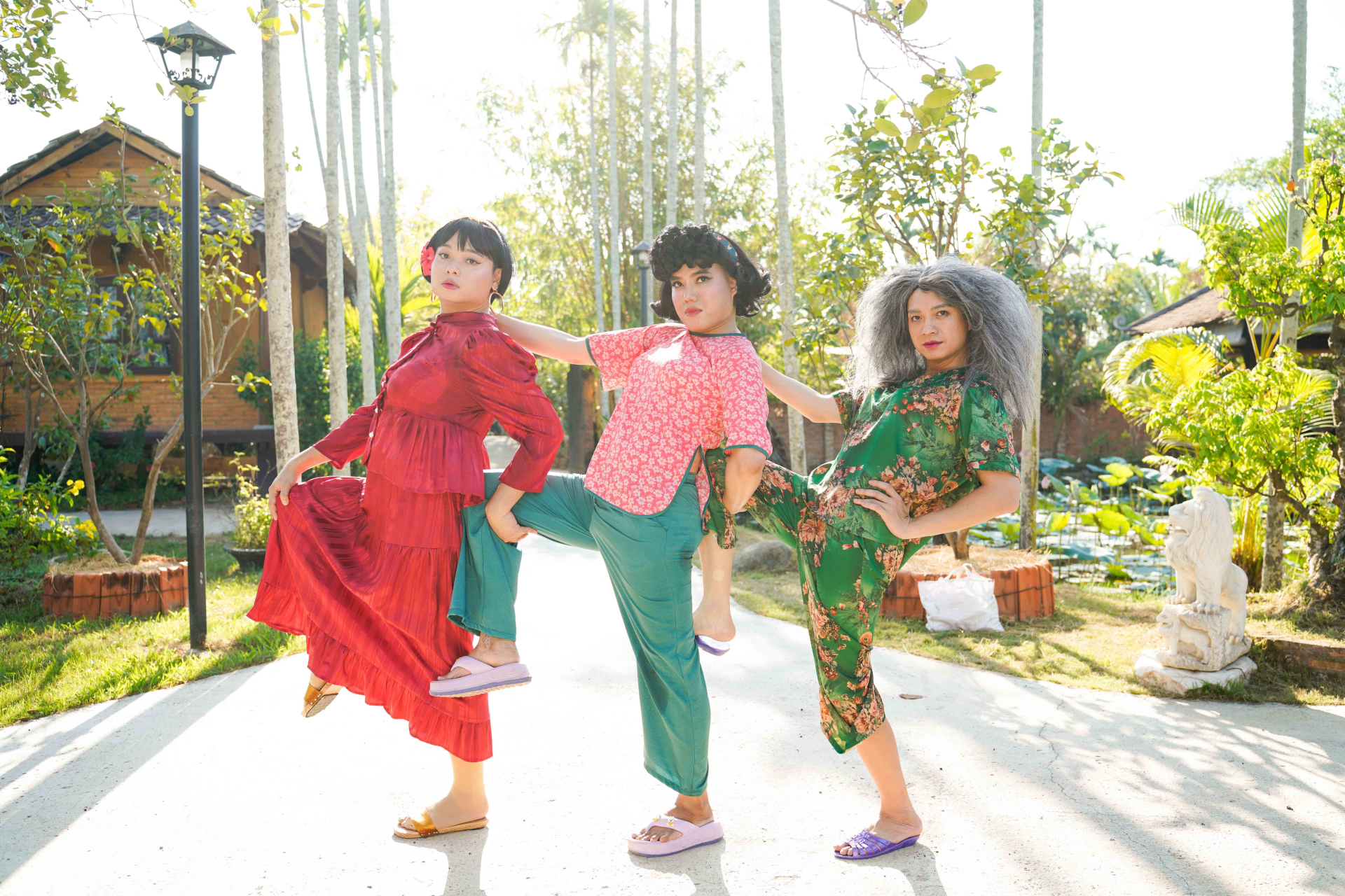 Hội “chị em” Lê Nhân - Hữu Đằng - Duy Khương chưa gì đã gây cười với tạo hình hài hước - ảnh 3