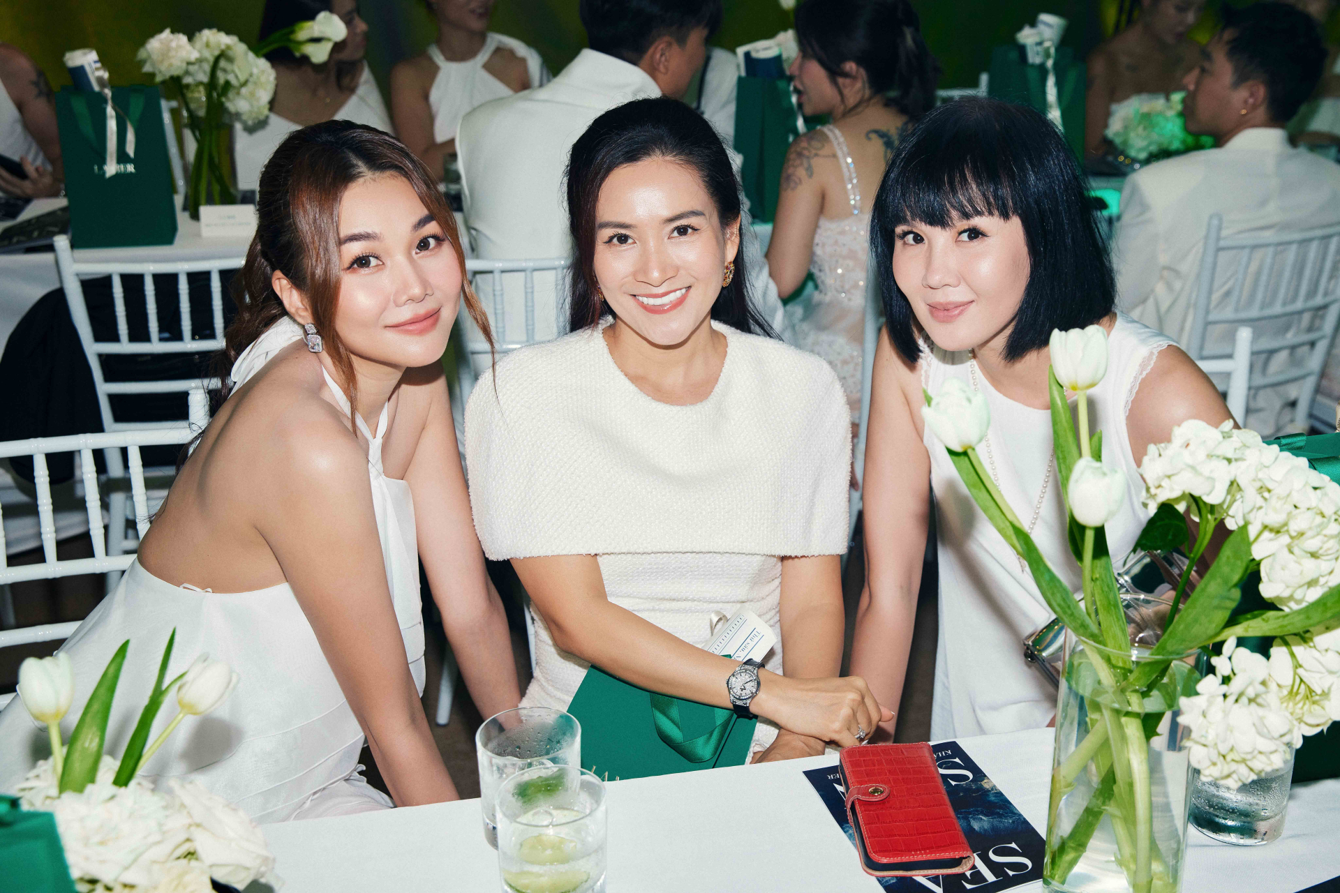 Thanh Hằng khoe chân dài 2m giữa tin đồn bầu bí - ảnh 1
