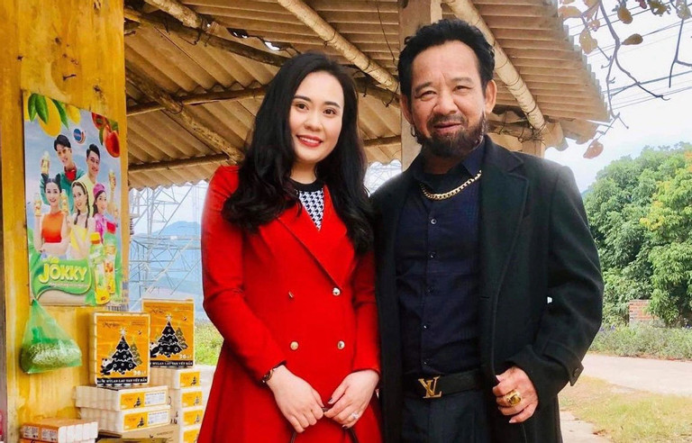 Quang Tèo công khai tặng hoa hồng cho Kim Oanh hậu phát ngôn hẹn 'kiếp sau' với người tình màn ảnh - ảnh 2