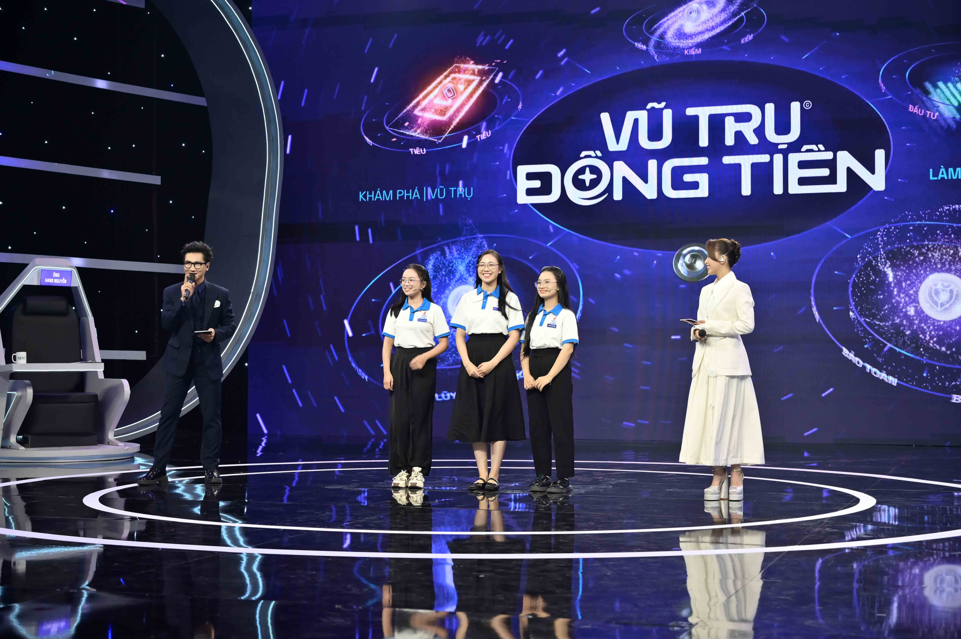 'Vũ trụ Đồng tiền' đạt top 1 rating ngay tập đầu tiên - ảnh 3