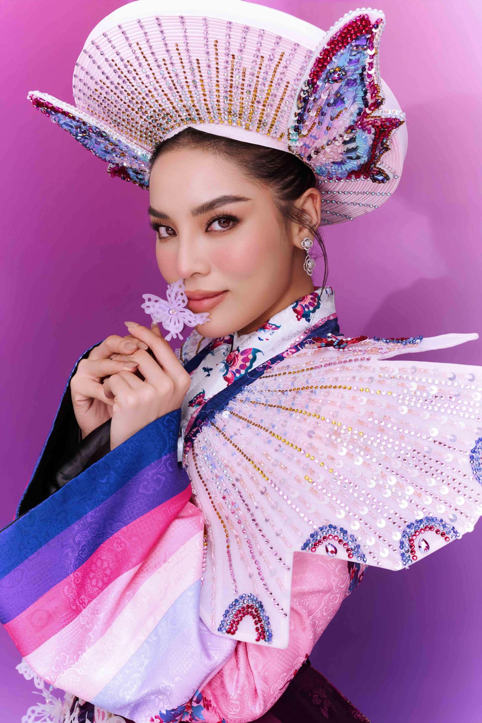 Kỳ Duyên mang 'Ngọc Điệp Kỳ Nam' đến Miss Universe 2024 - ảnh 5