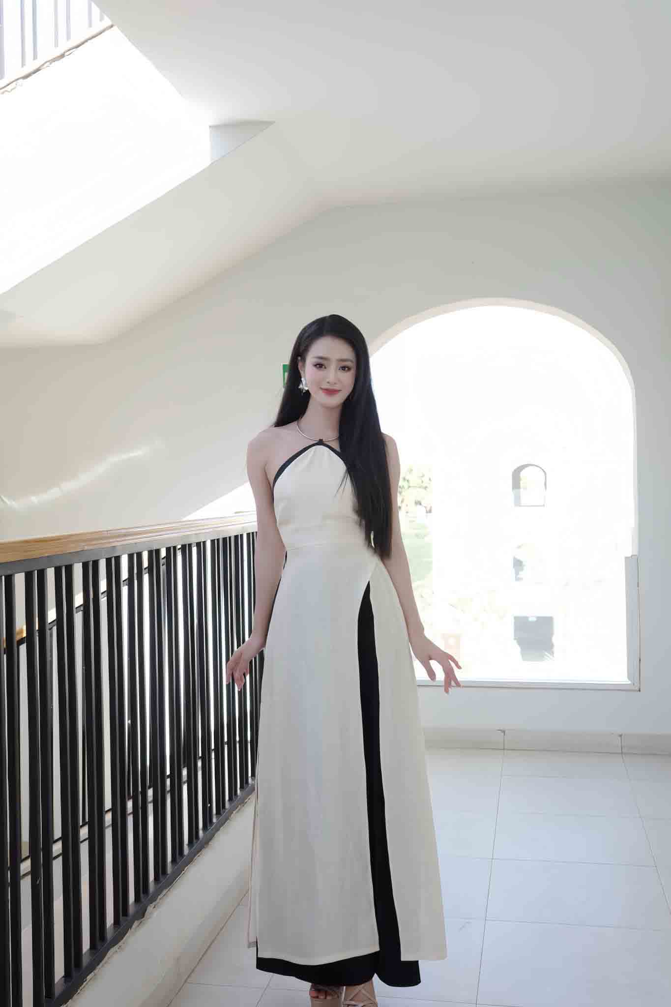 Á hậu Bùi Khánh Linh chính thức nhận sash đại diện cho Việt Nam tại Miss Intercontinental 2024 - ảnh 2