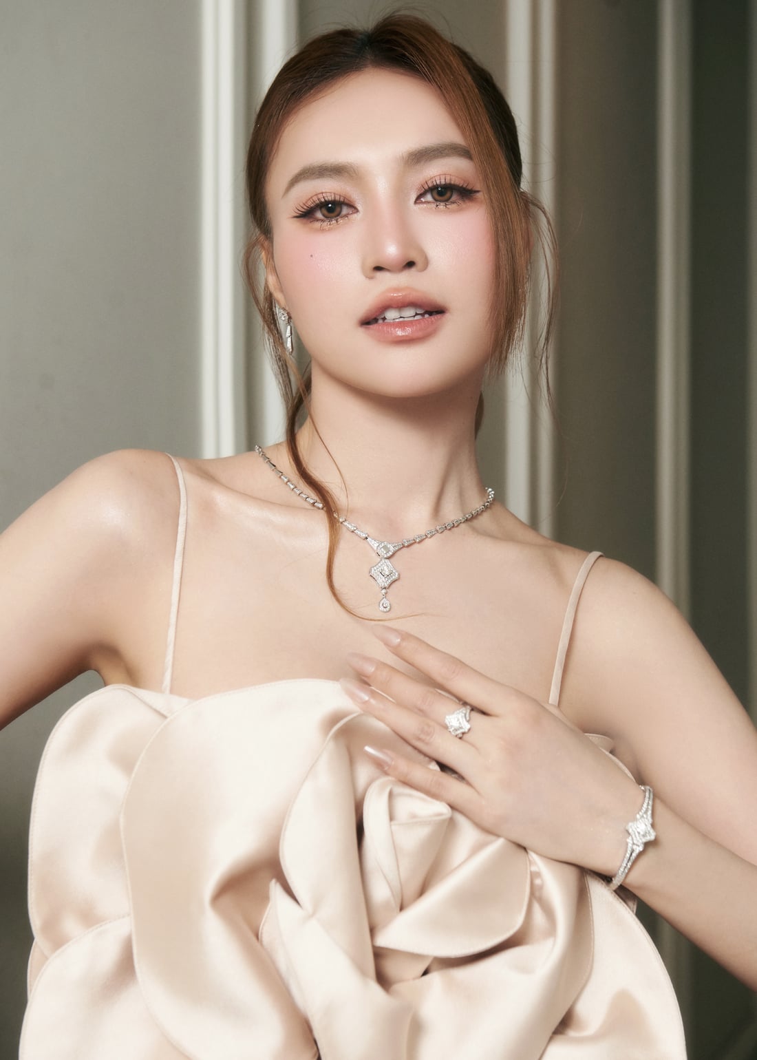 Ngọc bùng nổ nhan sắc cùng trang sức kim cương gần 800 triệu Đẳng cấp 'Ngọc nữ' - ảnh 3