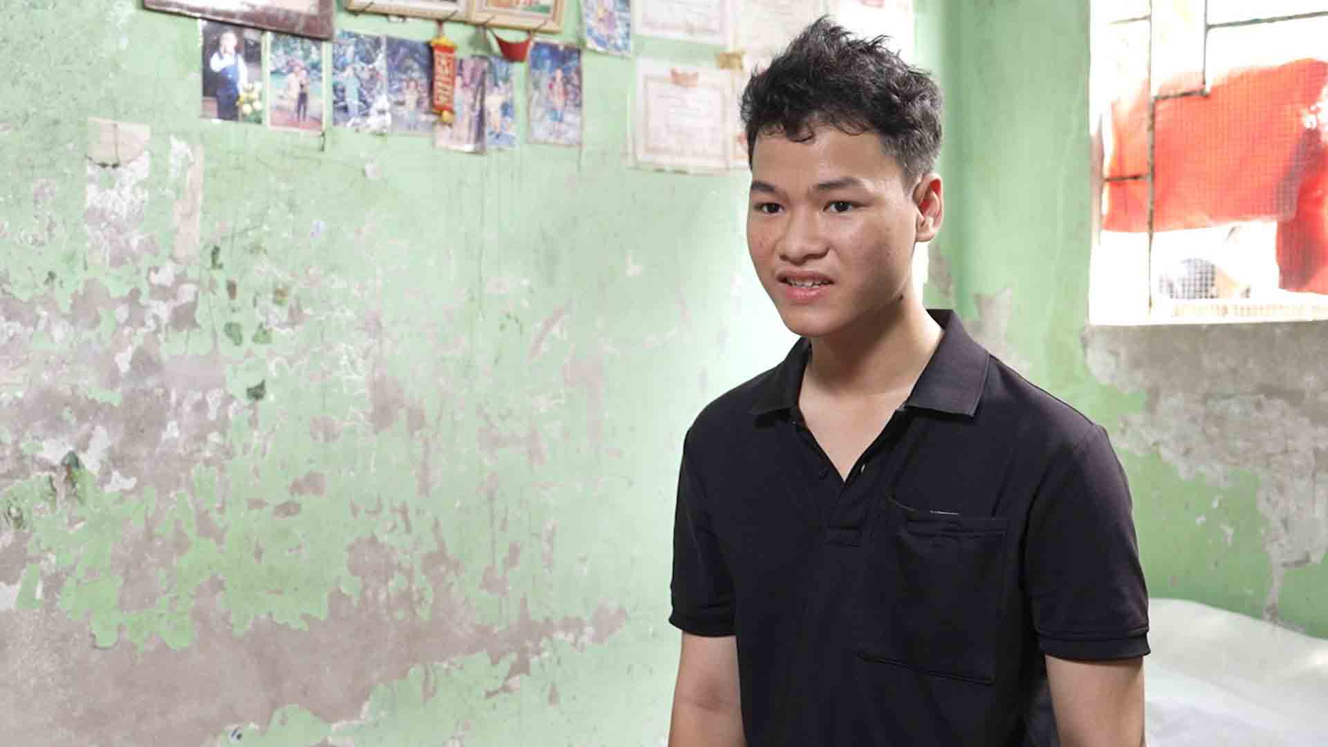 Dương Hồng Phúc, Kim Duyên và Thành Đạt thực hiện ước mơ thăm mộ cha của cậu bé mồ côi