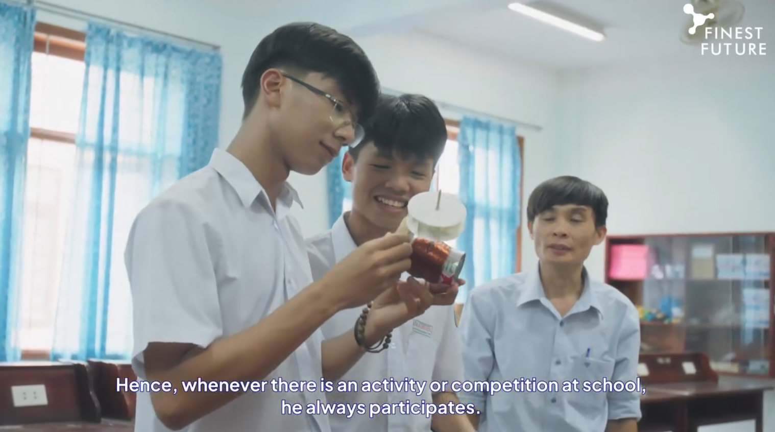 Ngay từ nhỏ, Thái Phi Long đã thể hiện niềm yêu thích đặc biệt với công nghệ và khoa học sáng tạo.