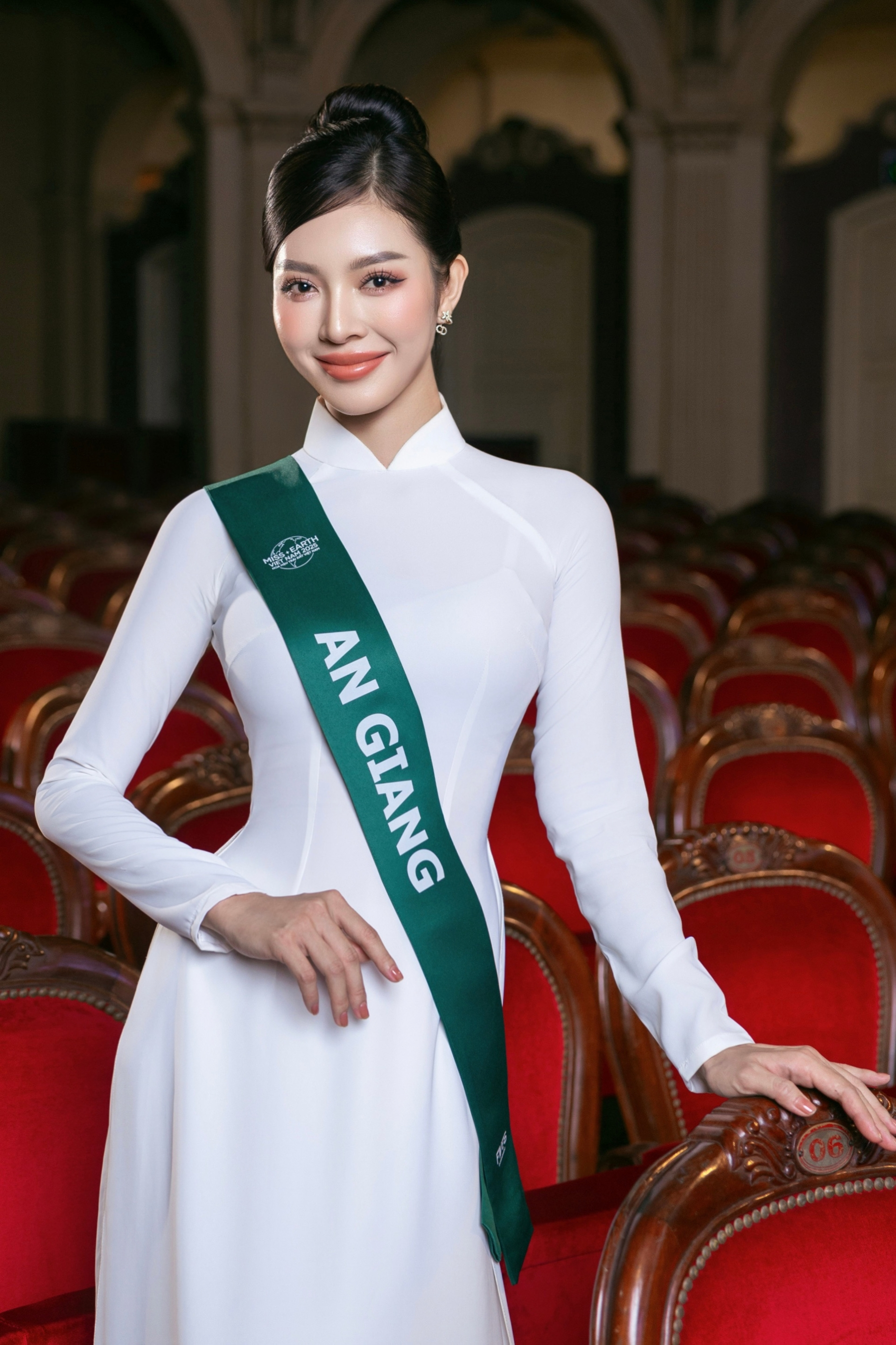 Đến với Miss Earth Vietnam 2025, Thiên Hương hứa hẹn sẽ bùng nổ với quyết tâm chinh phục vương miện.