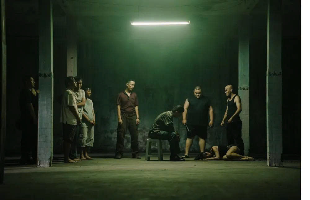 “Thiên đường máu” vượt mốc 100 tỷ đồng - ảnh 1