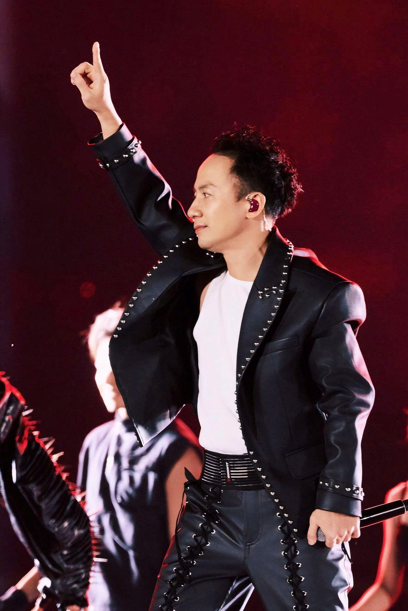 Đinh Tiến Đạt ra mắt “Tự hào được làm con” - ca khúc khép lại EP “Tôi 30” - ảnh 3