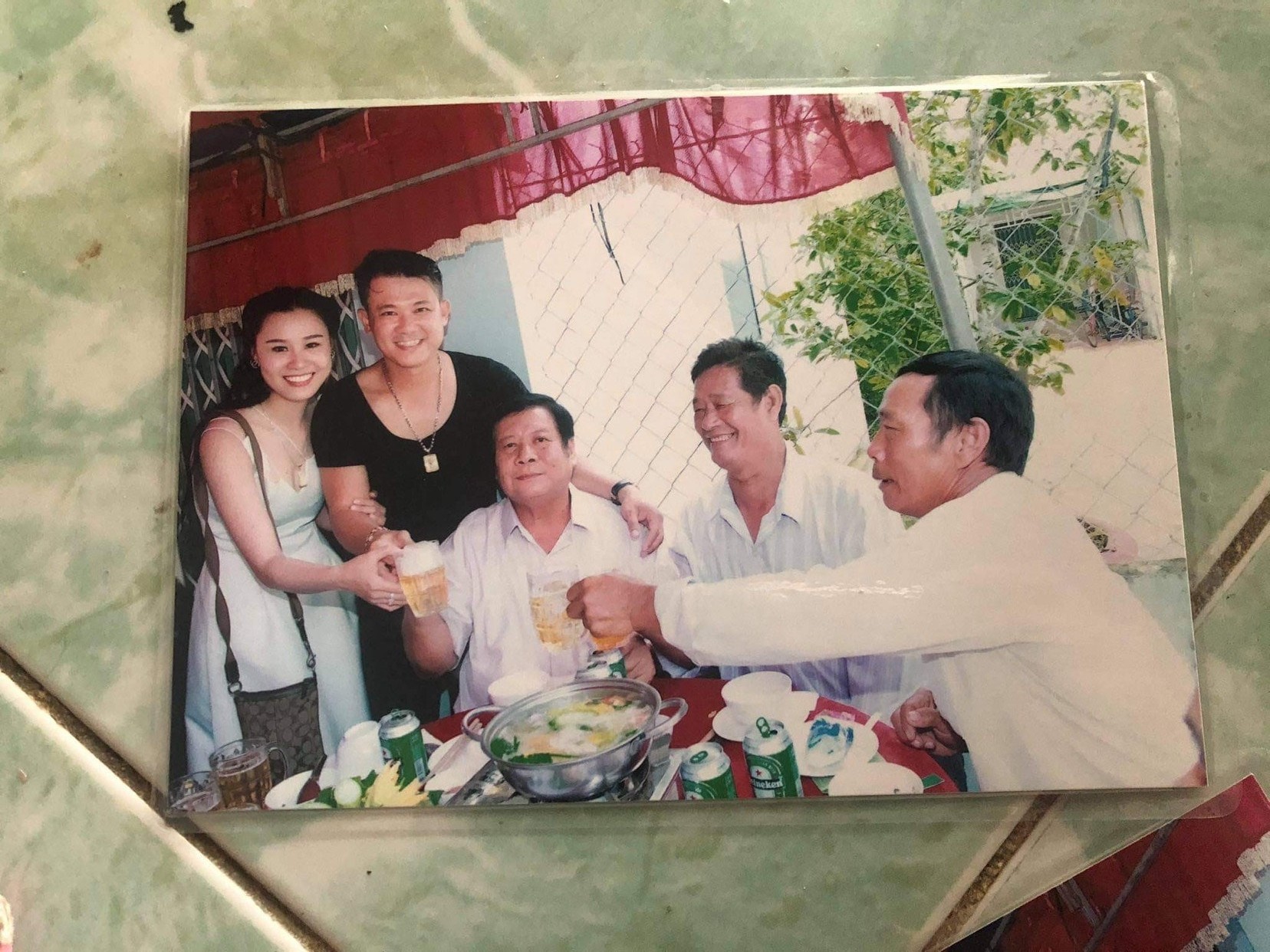Ồn ào xung quanh việc ba mẹ cố ca sĩ Vân Quang Long không chấp nhận con dâu thứ 2 Linh Lan - ảnh 8