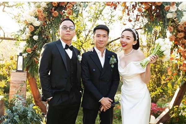 Đám cưới của Tóc Tiên và Hoàng Touliver được tổ chức riêng tư tại Đà Lạt.