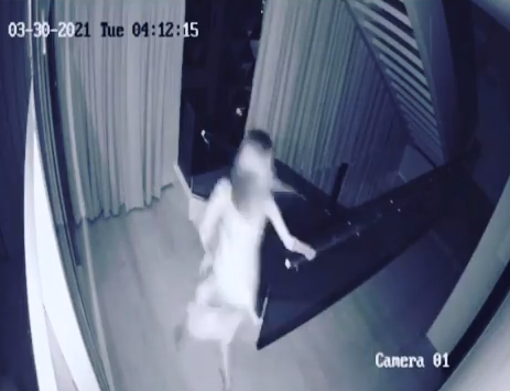 Hình ảnh từ camera trong nhà Ngọc Trinh thời điểm phát hiện có trộm.