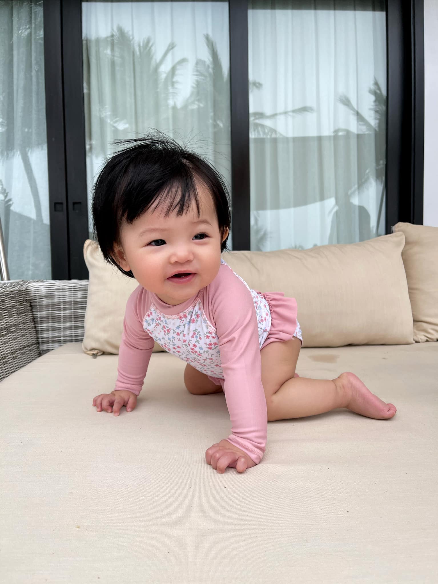 Con gái đầu lòng của Đàm Thu Trang và Cường Đôla nay đã được 8 tháng tuổi.