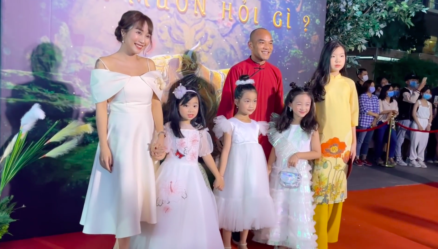 Ốc Thanh Vân dẫn con gái cố diễn viên Mai Phương đi xem phim 'Trạng Tí', chăm sóc từng chút một - ảnh 4