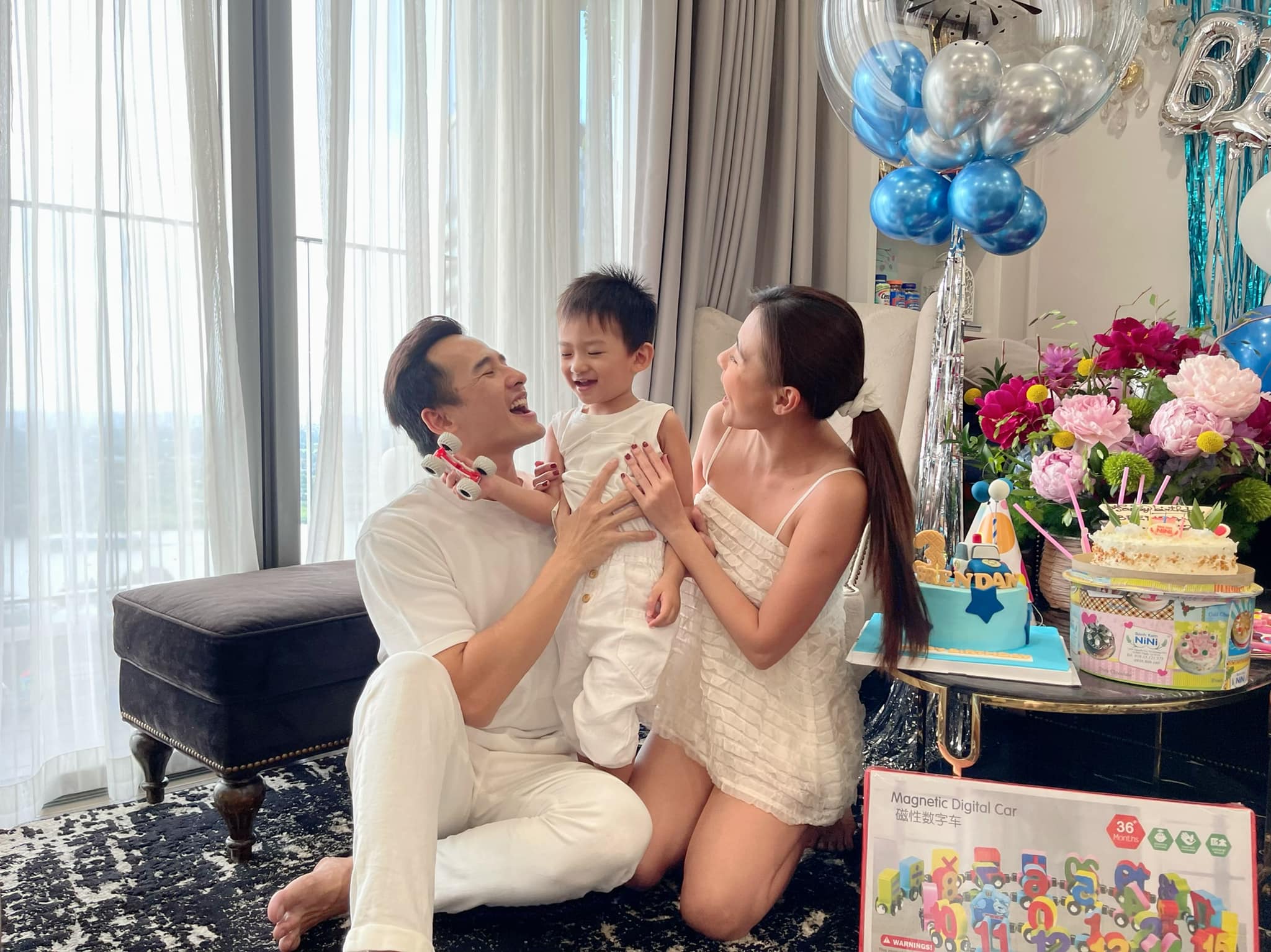 Vợ chồng Thuý Diễm và Lương Thế Thành tổ chức sinh nhật tròn 3 tuổi đặc biệt cho con trai giữa mùa dịch