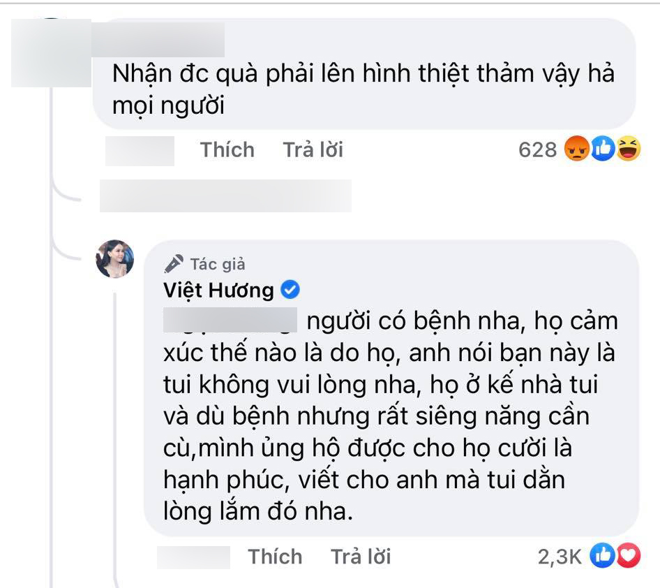 NS Việt Hương bức xúc khi bị tố ép người nhận quà từ thiện diễn thật thảm hại để chụp hình