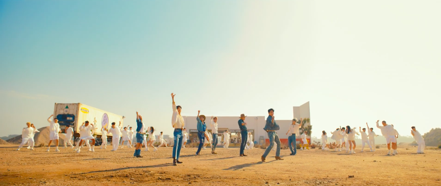 BTS vừa chính thức comeback Kpop với MV 'Permission to Dance'