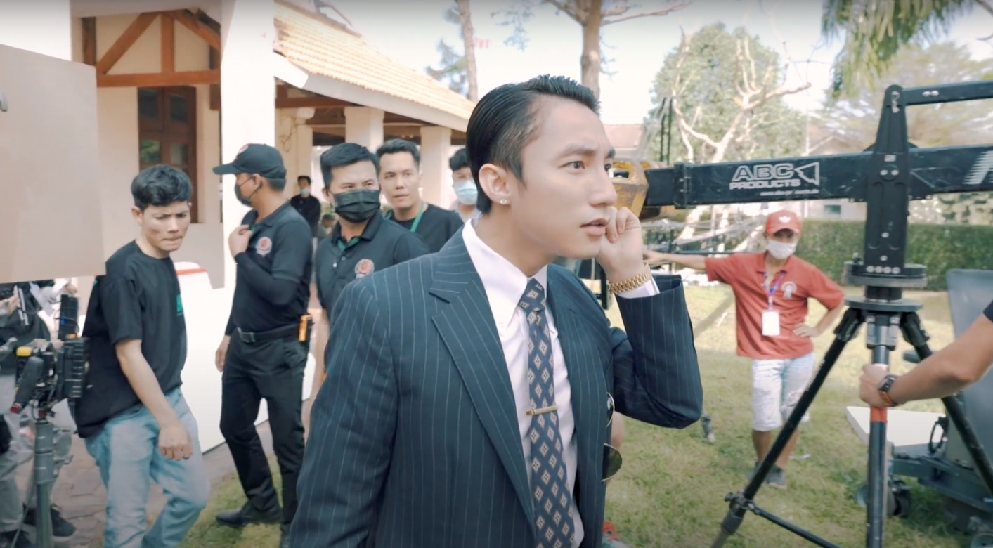 Chủ tịch Sơn Tùng ra tận trường quay cổ vũ Kay Trần quay MV, nhưng ai như Hải Tú xuất hiện thế này?