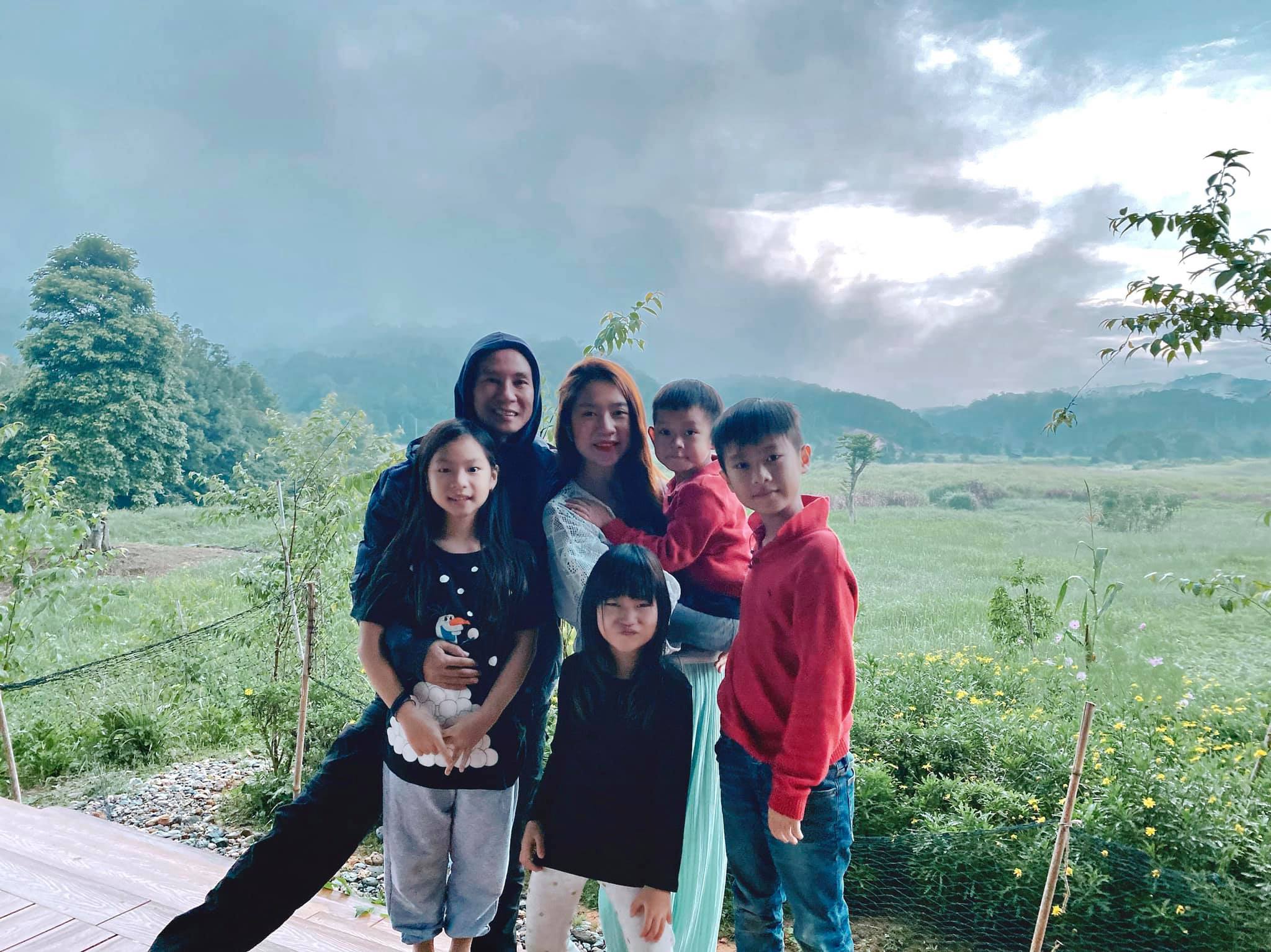 Những khoảnh khắc quây quần hạnh phúc của gia đình Lý Hải Minh Hà tại Đà Lạt