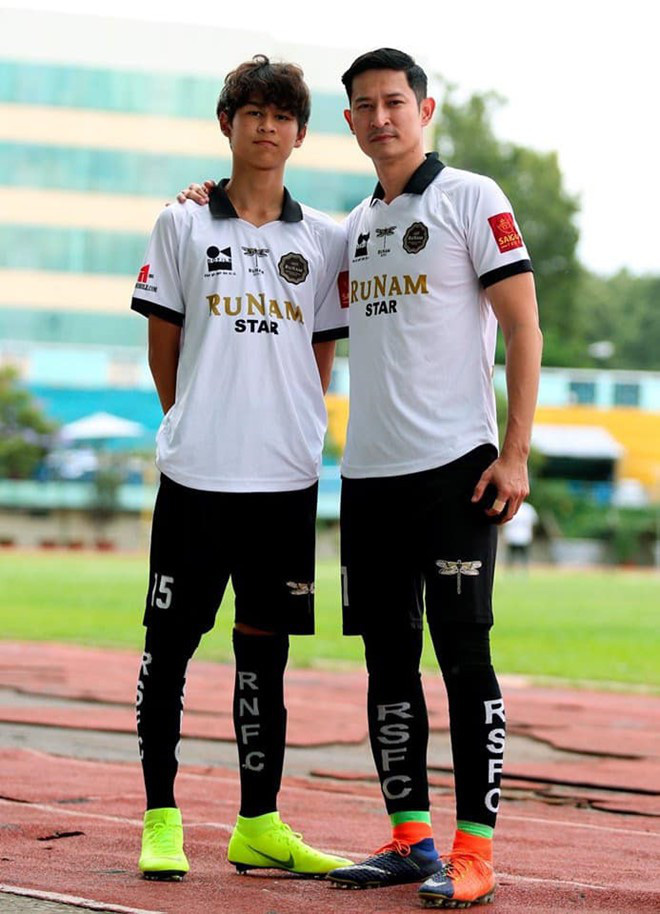 Huy Khánh và con trai Ghini