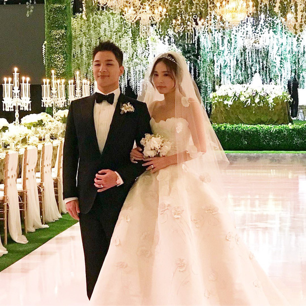 Taeyang và Hyorin trong đám cưới vào đầu năm 2018