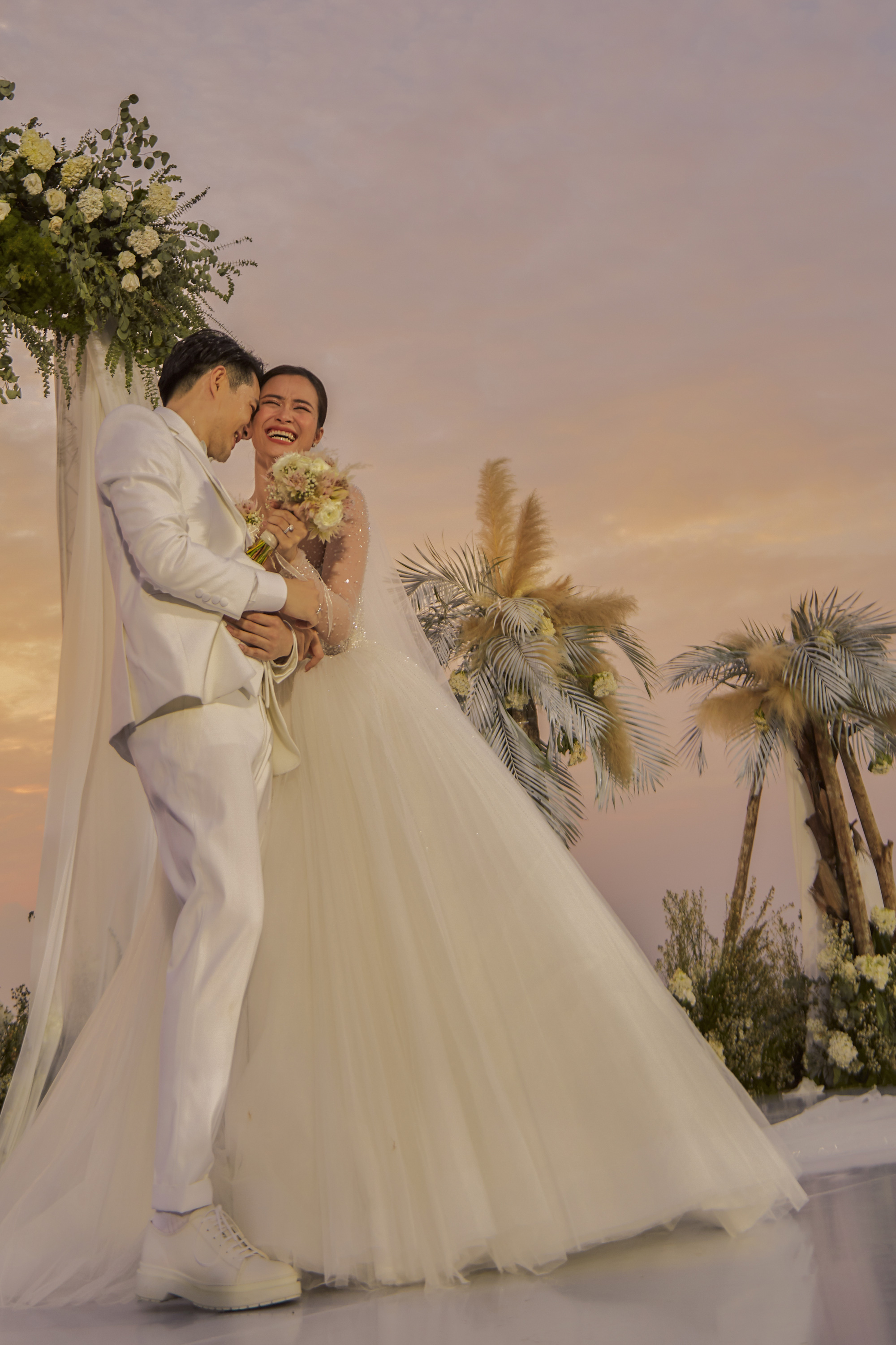 Đám cưới đẹp như mơ của Đông Nhi và Ông Cao Thắng tại Phú Quốc vào năm 2019