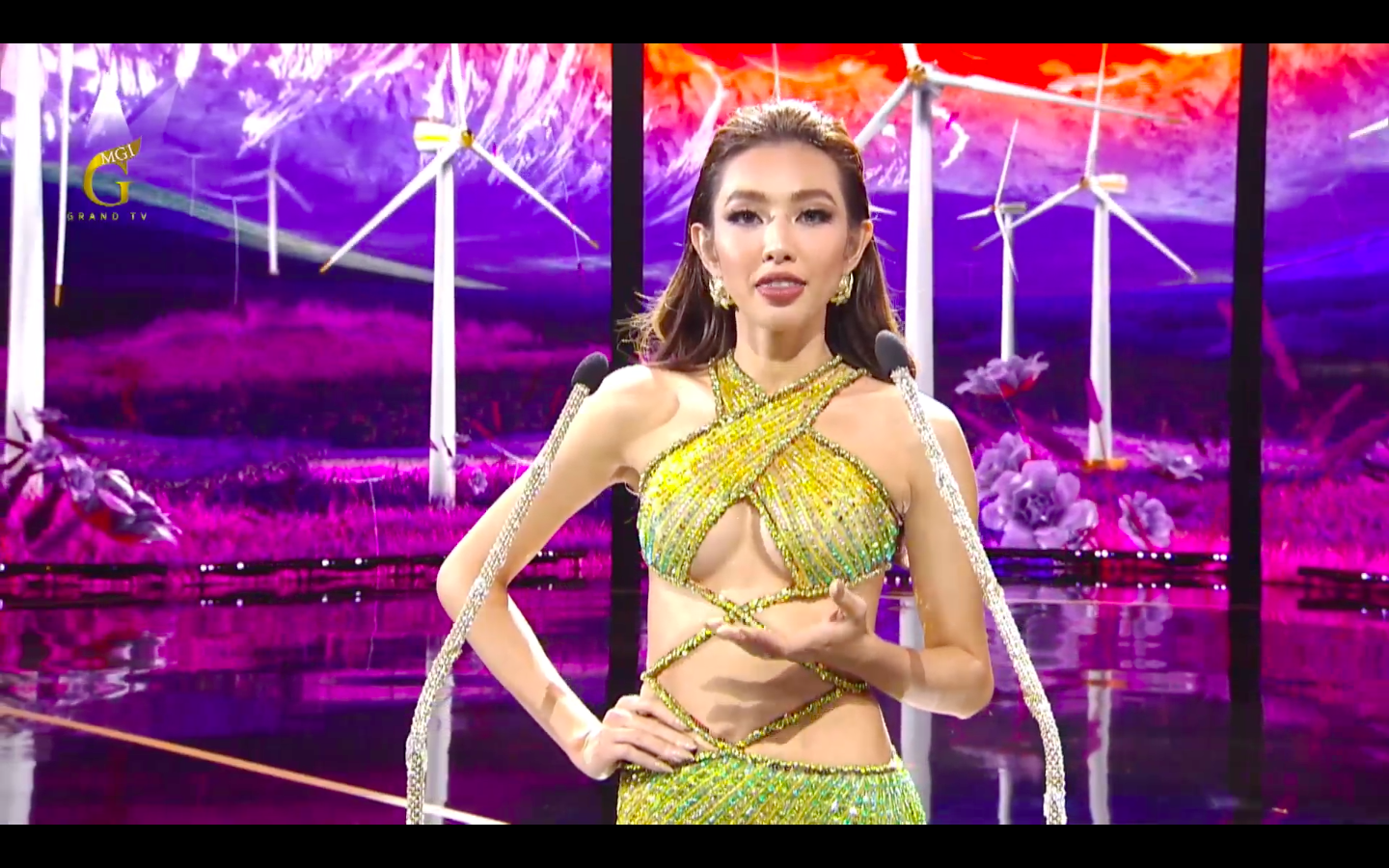 Nguyễn Thúc Thuỳ Tiên đăng quang Miss Grand International 2021 - ảnh 9