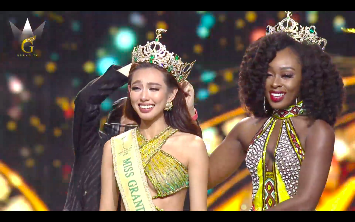 Nguyễn Thúc Thuỳ Tiên đăng quang Miss Grand International 2021 - ảnh 4