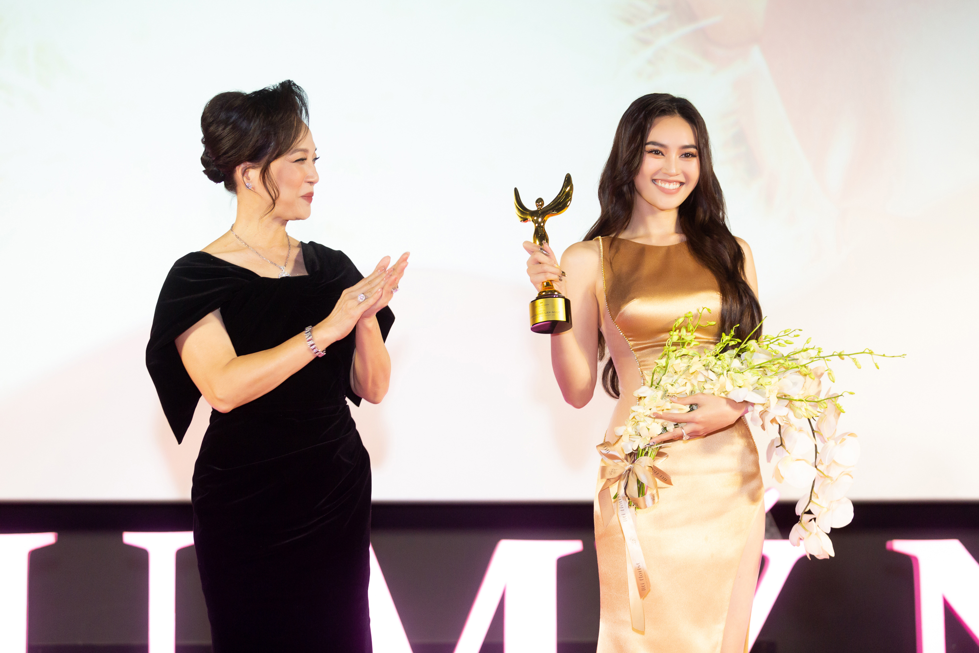 Ninh Dương Lan Ngọc áp lực khi được nhận danh hiệu là Đại mỹ nhân của màn ảnh Việt