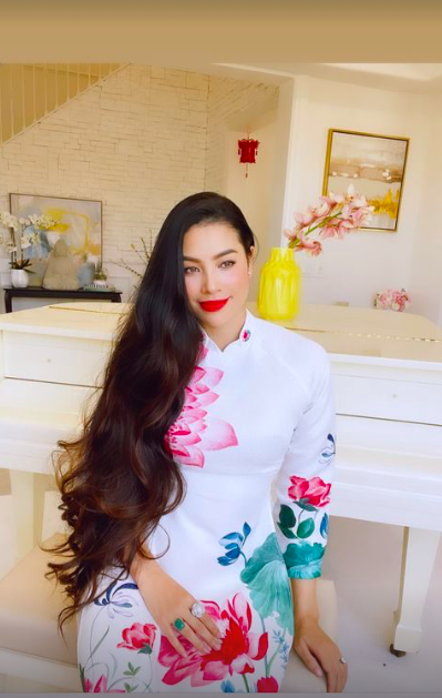Hoa hậu Phạm Hương khoe ảnh đón Tết tại Mỹ, ghi điểm bởi một chi tiết chuẩn phụ nữ Việt - ảnh 2