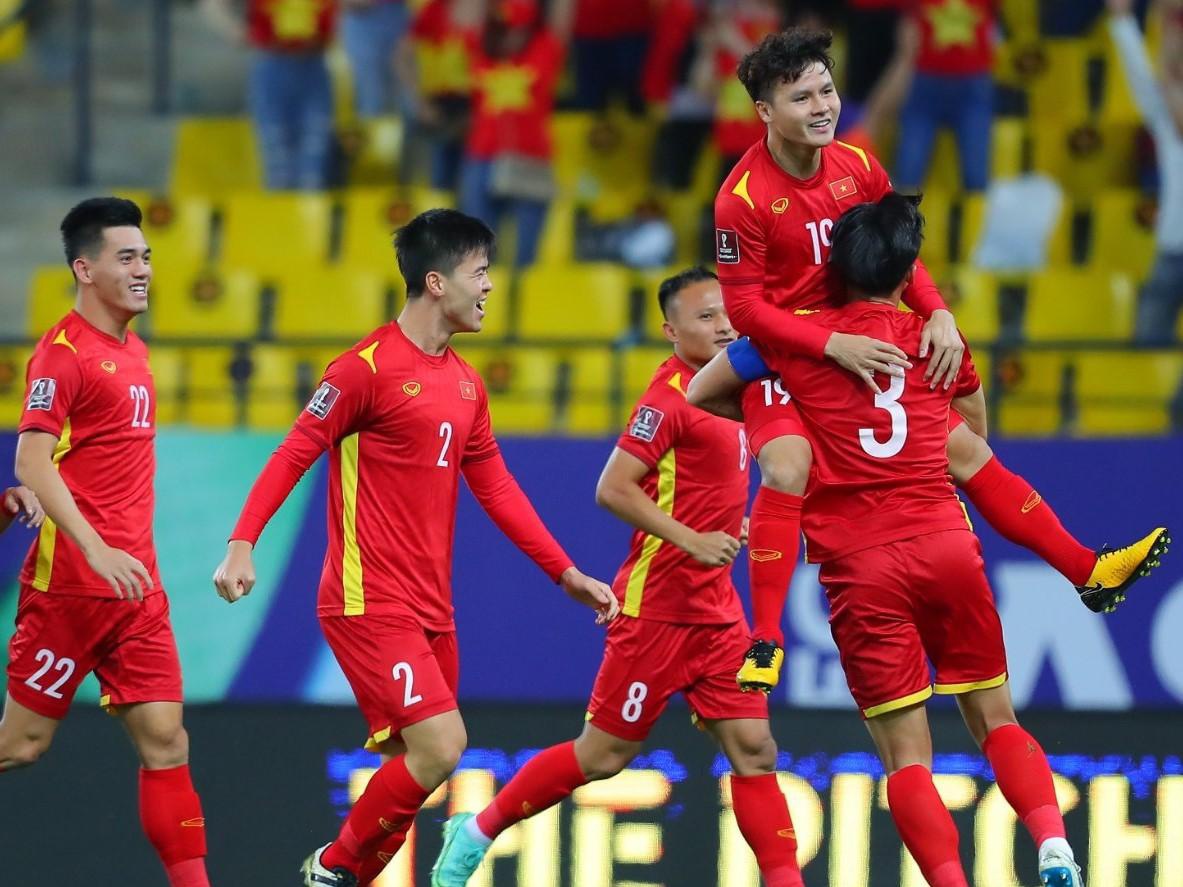 Mùng 1 Tết ngọt ngào của CĐV bóng đá Việt, đội tuyển có chiến thắng lịch sử trước Trung Quốc tại vòng loại World Cup 2022